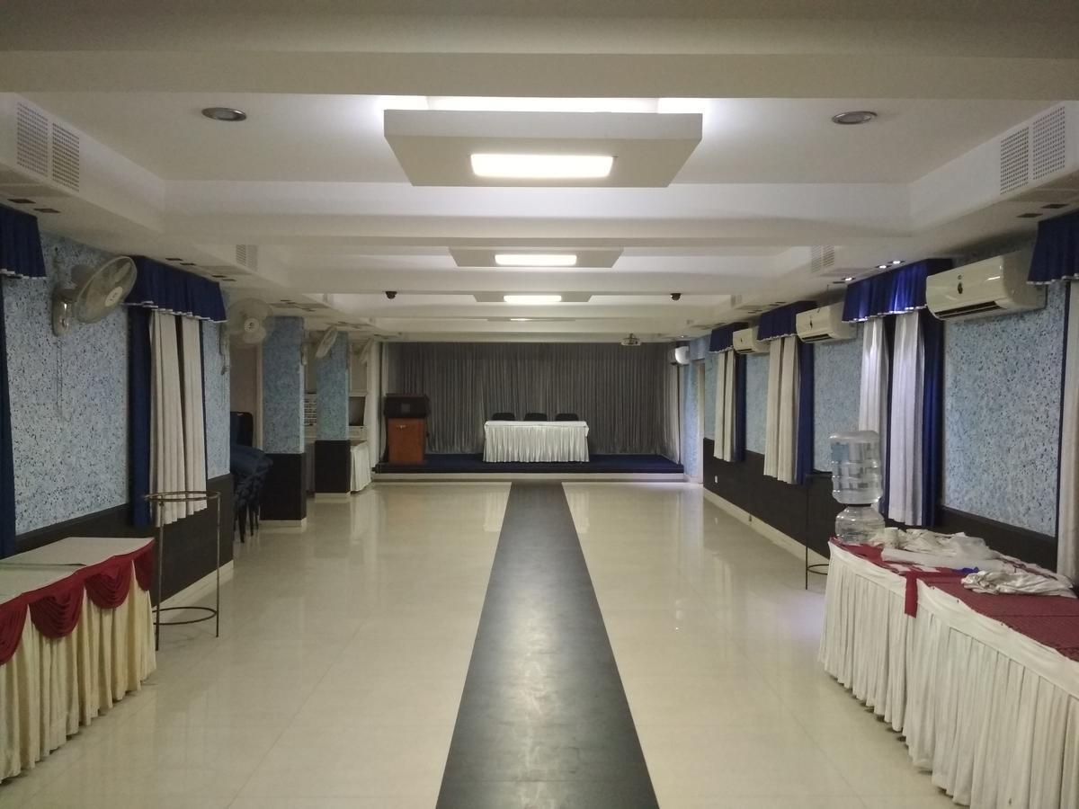 Hotel Rukmini Alwaye Εξωτερικό φωτογραφία