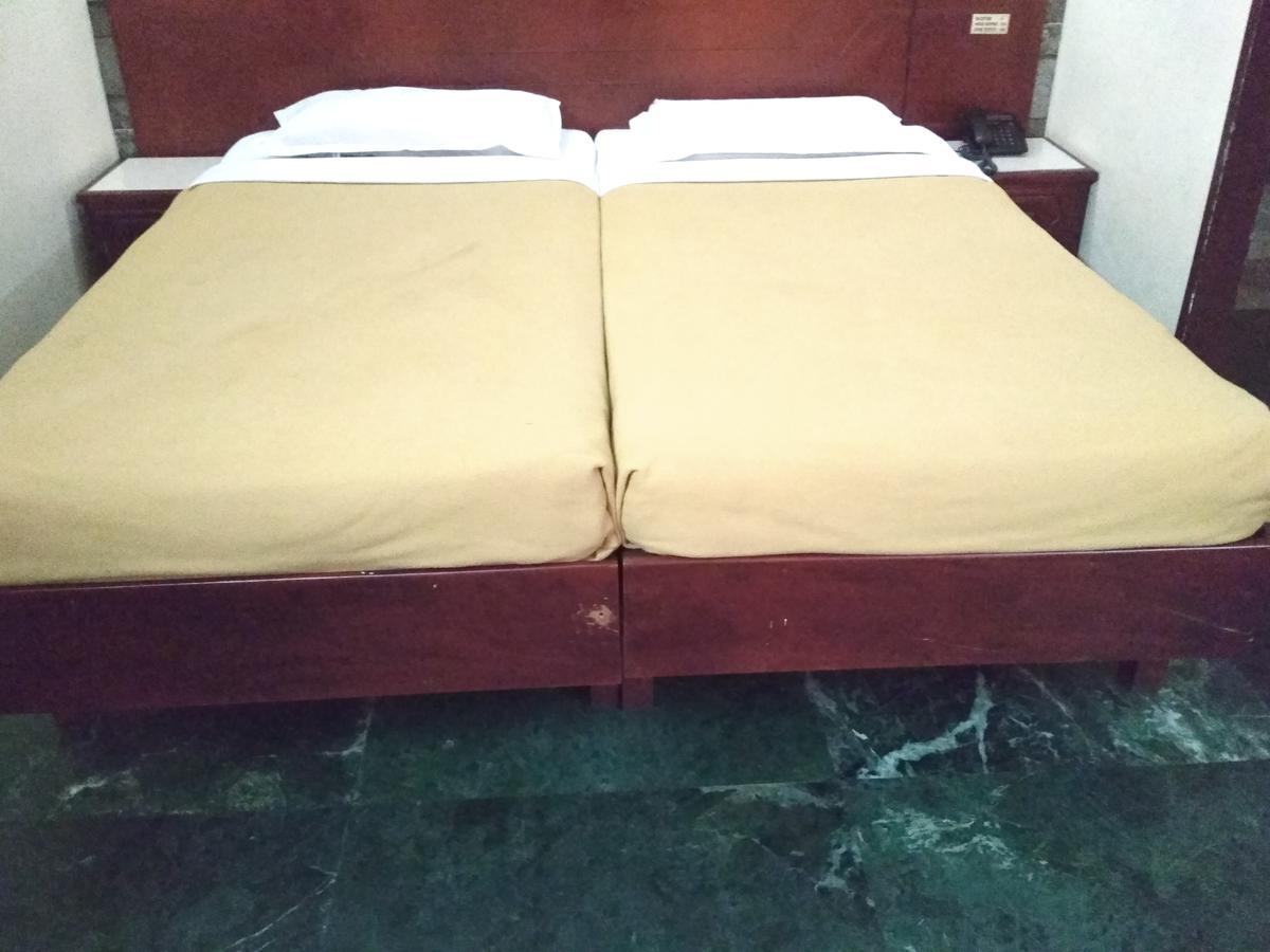 Hotel Rukmini Alwaye Εξωτερικό φωτογραφία
