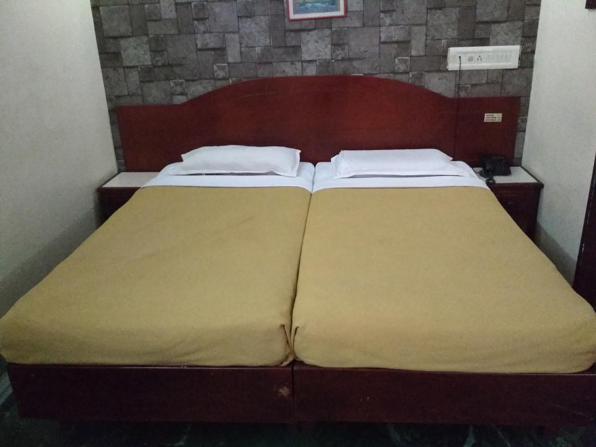 Hotel Rukmini Alwaye Εξωτερικό φωτογραφία
