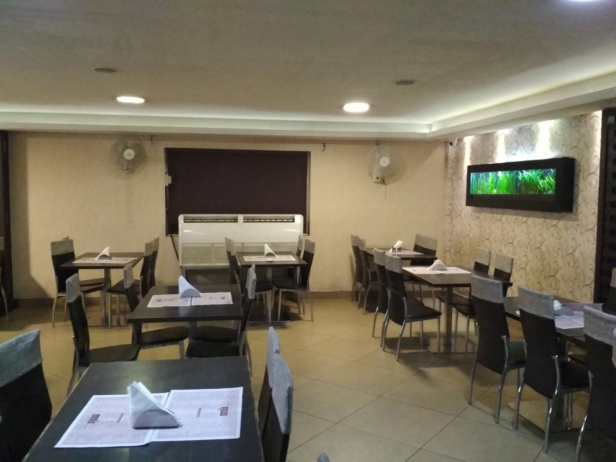 Hotel Rukmini Alwaye Εξωτερικό φωτογραφία